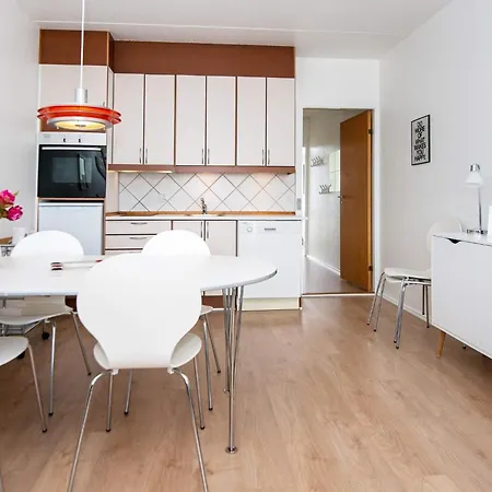Xcii Apartment
